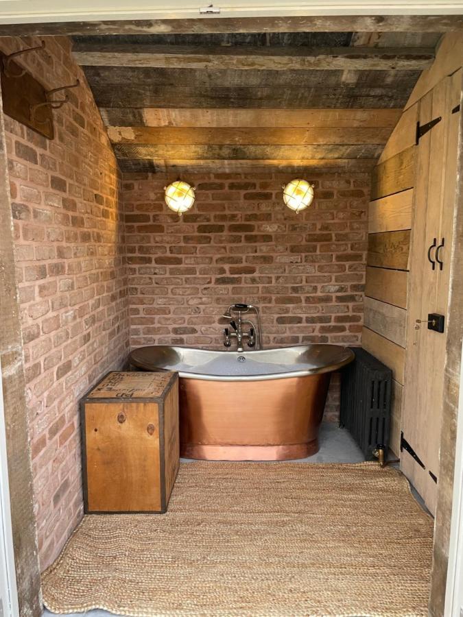 The Walled Garden At Cheshire Boutique Bathhouse Nantwich Exterior photo