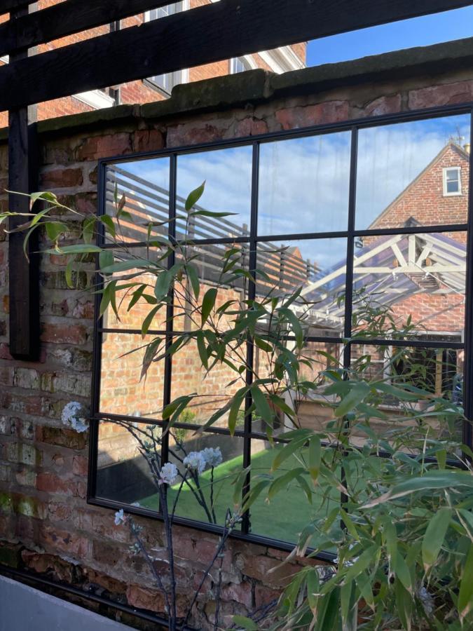 The Walled Garden At Cheshire Boutique Bathhouse Nantwich Exterior photo